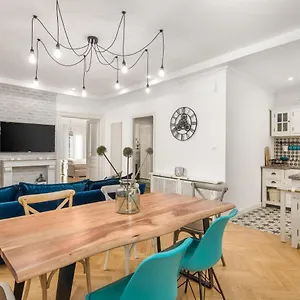 Luxury Karolina Riva 101m2 , Rijeka Croatia