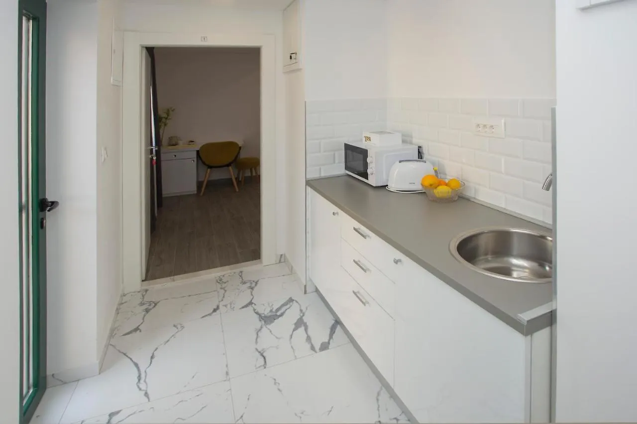 Central Old Town Rooms 1 Split Guest house