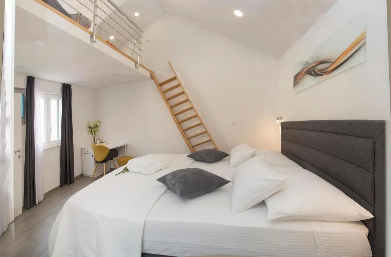 Guest house Central Old Town Rooms 1 Split Croatia